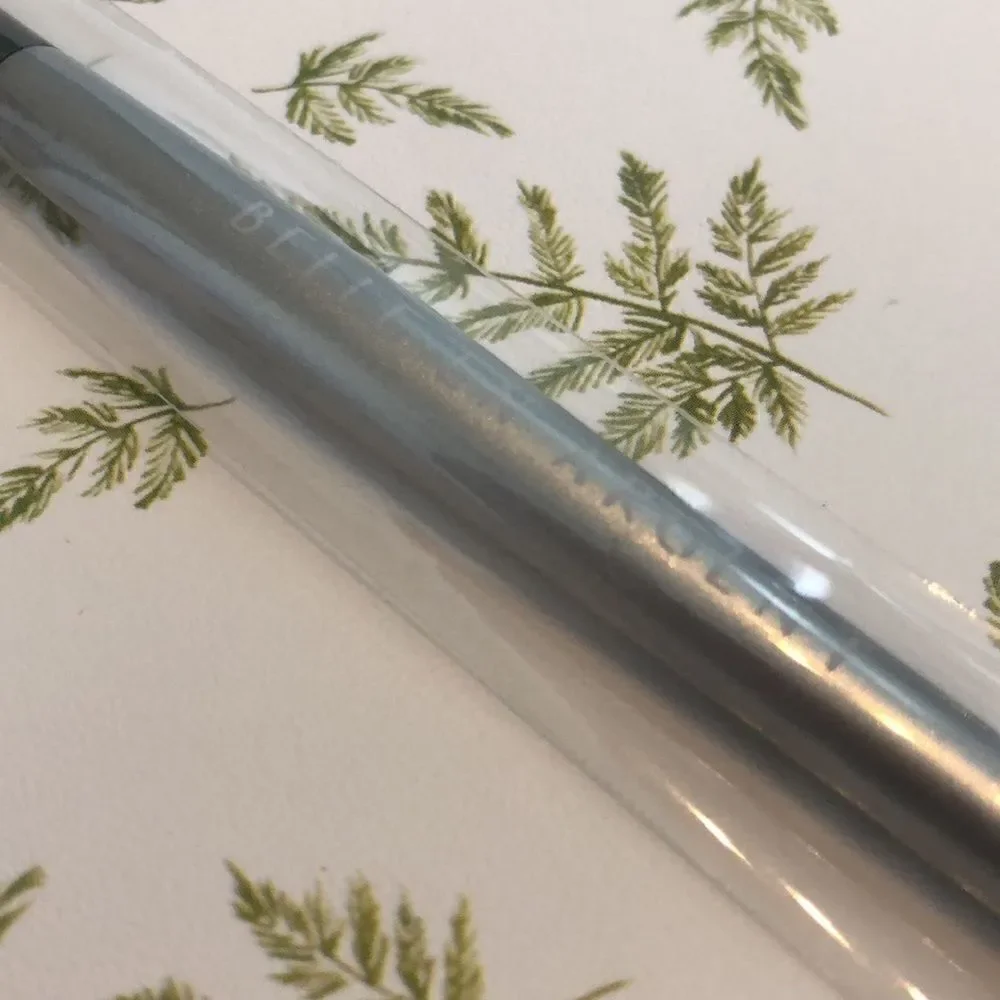 Belle en Argent The Subtly Shady Crease Blend Brush new plus Ipsy drawstring bag